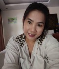 Dating Woman Thailand to Phuket Thailand  : Tan, 41 years